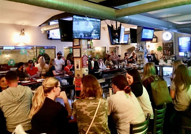 Image of crowded Pittsburgh bar
